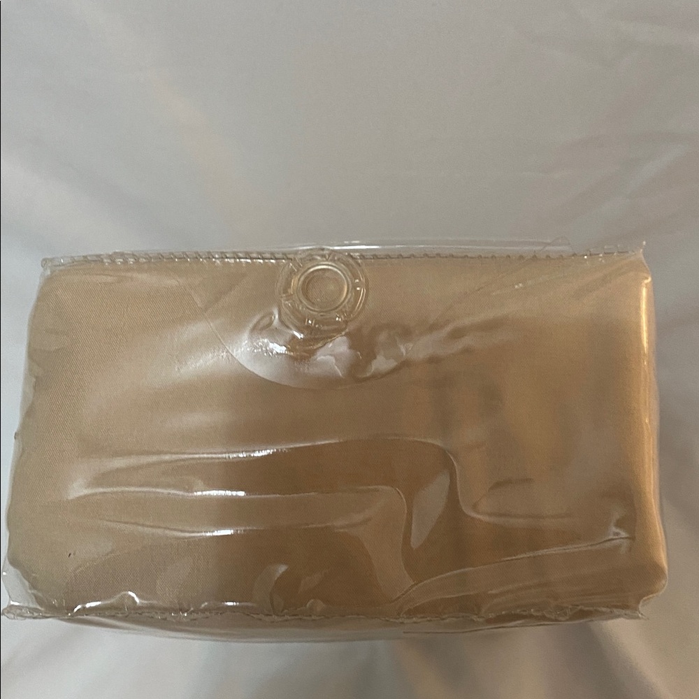 Queen size Hotel Collections Bed Skirt - Picture 3 of 4